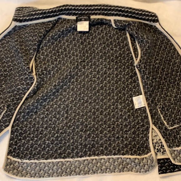 Chanel Knit Jacket - Picture 11 of 13